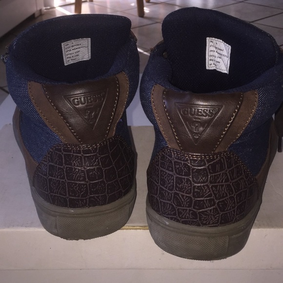 GUESS Sneakers - Picture 3 of 5